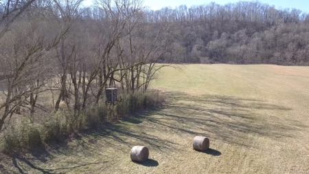 Hunting Riverfront Farm For Sale in Belvidere Tennessee - image 37