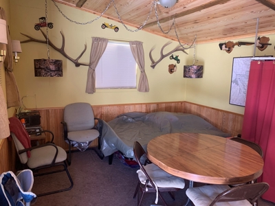 Cabin on 40+ Acres in Cathedral Peak Ranch Near Public Land - image 12