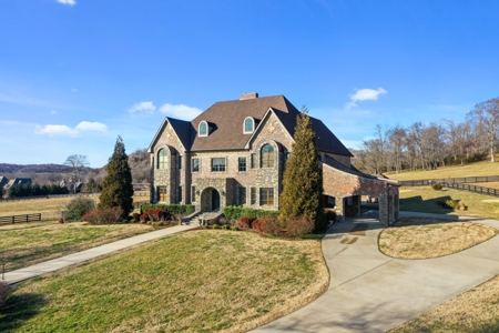 Country Estate Home For Sale In Franklin, TN - image 6