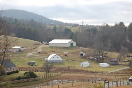 Large Acreage Farm for Sale in Dugspur VA - image 1