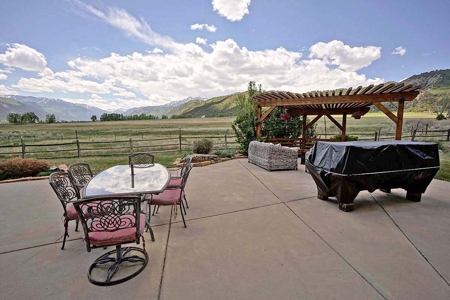 Solar Ranch Ridgway Colorado Mountain View Custom Home - image 27
