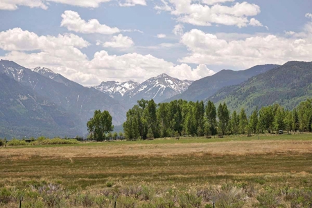 Solar Ranch Ridgway Colorado Mountain View Custom Home - image 32