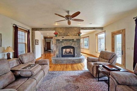 Solar Ranch Ridgway Colorado Mountain View Custom Home - image 10