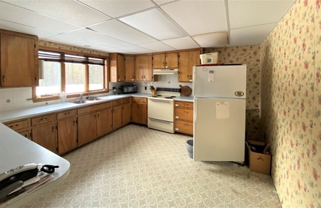 Bed & Breakfast, Lodge or Hotel Potential - image 6