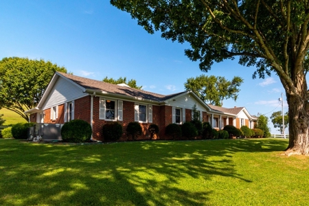 Tennessee Estate with Farm Land & Guest House for Sale - image 22