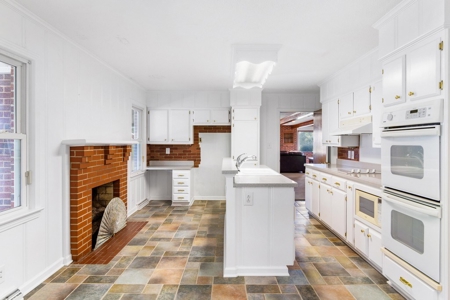Tennessee Estate with Farm Land & Guest House for Sale - image 39
