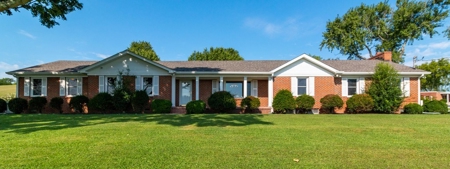 Tennessee Estate with Farm Land & Guest House for Sale - image 27