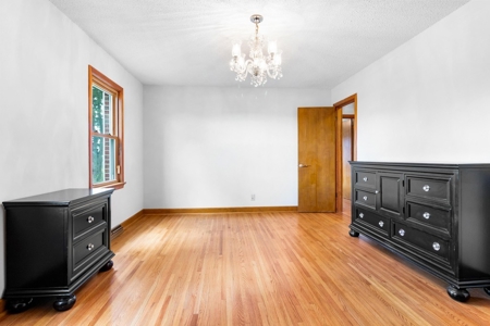 Tennessee Estate with Farm Land & Guest House for Sale - image 46