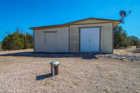 Off Grid Doesn't Get Easier Than This ! - image 30