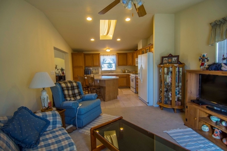 Off Grid Doesn't Get Easier Than This ! - image 16