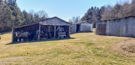 Country Home and Acreage for Sale in Ozark County, Missouri - image 36