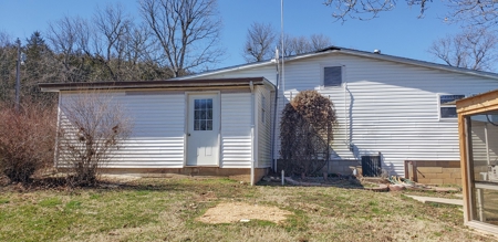 Country Home and Acreage for Sale in Ozark County, Missouri - image 39