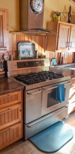 Country Home and Acreage for Sale in Ozark County, Missouri - image 15