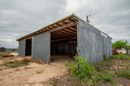 New beautiful home outside city limits in San Angelo, TX - image 5