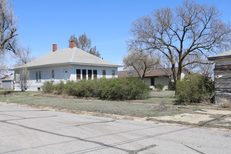 Home For Sale in Coldwater, Ks - image 1