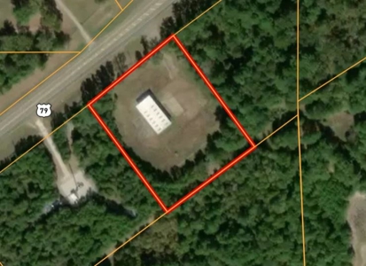 Commercial Building For Sale On 2+ Acres In Palestine Texas - image 1