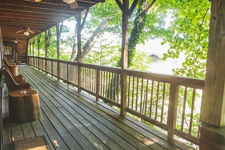 Income Producing River Front Resort - image 27