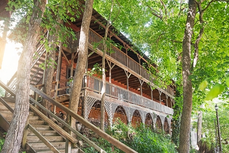 Income Producing River Front Resort - image 38