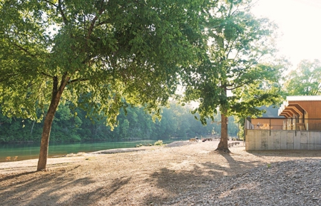 Income Producing River Front Resort - image 12