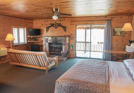 Income Producing River Front Resort - image 15