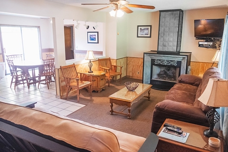 Income Producing River Front Resort - image 35