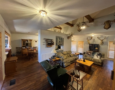 Private Hunting Retreat Minutes From Montgomery - image 8