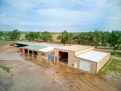Commercial Property For Sale Beckham Co - image 1