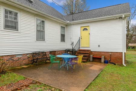 Historic Cottage Style Home for Sale on 1+ Acre in Milan, TN - image 20