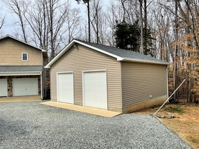 Lakefront Estate On Kerr Lake, VA - image 42