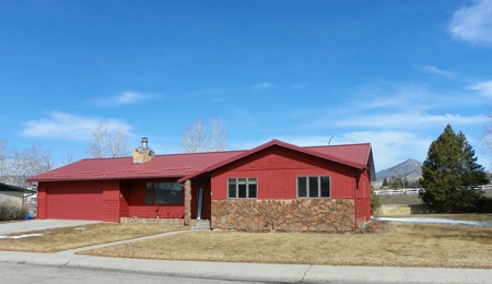 Large Country Club home in Butte Montana - image 29