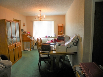 Large Country Club home in Butte Montana - image 2