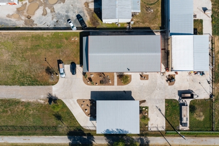 Turn Key Flex Space in San Antonio! - image 7