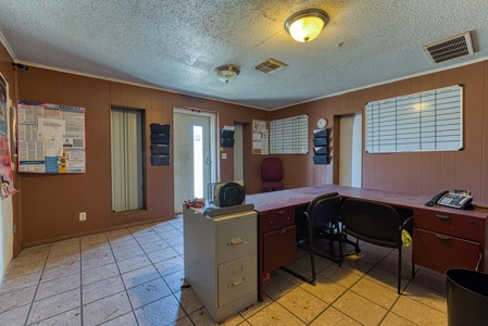 For Sale In Western Oklahoma - Commercial Building - image 7