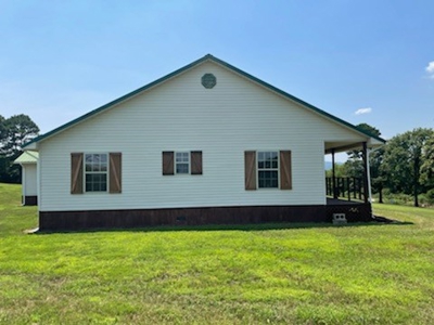 Country Home For Sale On 5 Acres In Wister, Ok - image 39
