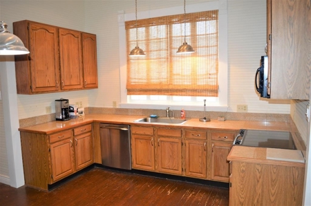 3 Bed/2 Bath Historic Victorian Home for Sale in McComb MS - image 11