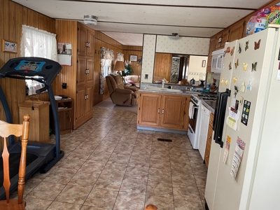 Woodsfield OH Country home on Acreage - image 3