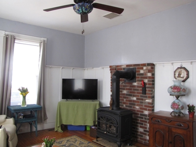 Farmhouse in Washington County - image 21