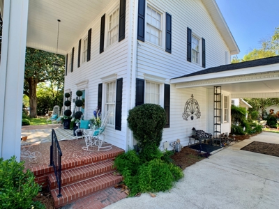 Southern Home Hartford Alabama - Historic Home in Smalltown - image 15