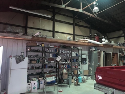 4 Bay Commercial Garage With Hwy. Oo Frontage: - image 9