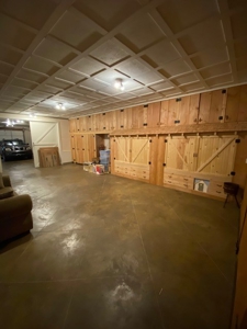 Rustic Country  Home For Sale With Acreage - image 11