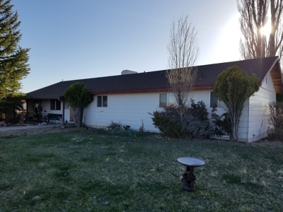 Country Home with Garage, Carport, Sunroom, Views & Acreage - image 1