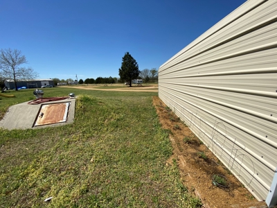 Blue River RV Park & Event Center Milburn OKlahoma - image 38