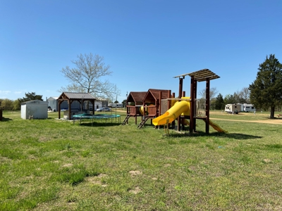 Blue River RV Park & Event Center Milburn OKlahoma - image 40