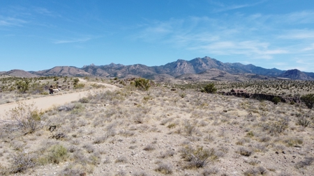 3 lots totaling 21+ acres for sale in Kingman, AZ - image 4