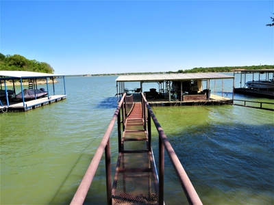 Waterfront home in Deep water on Lake Brownwood - image 31