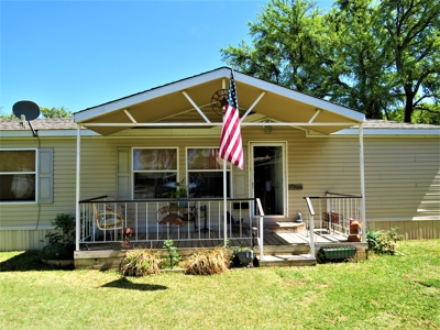 Waterfront home in Deep water on Lake Brownwood - image 1