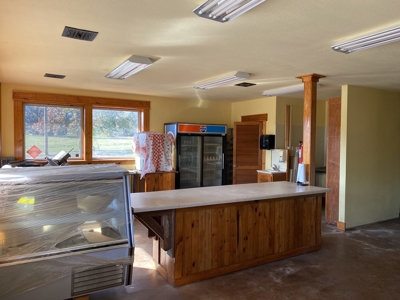 Business For Sale In Stantonville, Tn With Storage Buildings - image 18