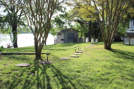 Lake Winnsboro Waterfront Home Wood County Texas Ski Fish - image 6