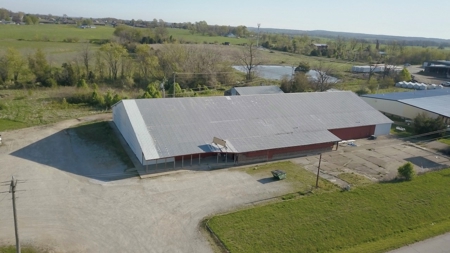 LARGE Commercial Building for Sale in Southern Missouri - image 11