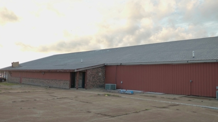 LARGE Commercial Building for Sale in Southern Missouri - image 32